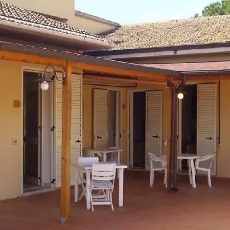 Rosmari Studio 01 *