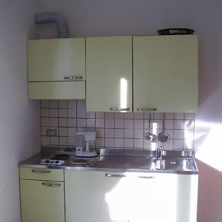 Θέρετρο Rosmari Studio 01 *